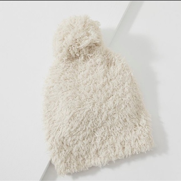 NWT Lemon Pompom Beanie Cream Soft Cozy - Picture 1 of 3